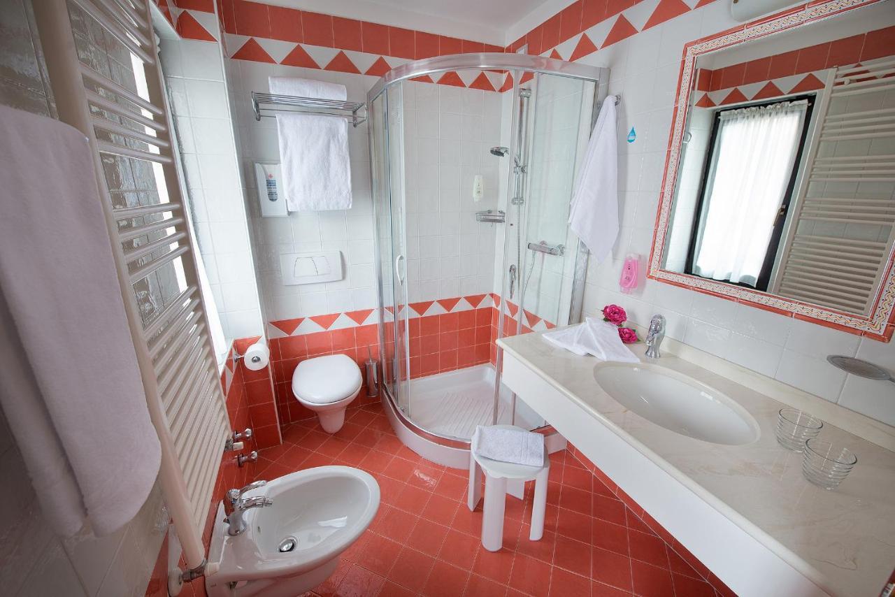 Hotel Cristallo Peio Ruang foto